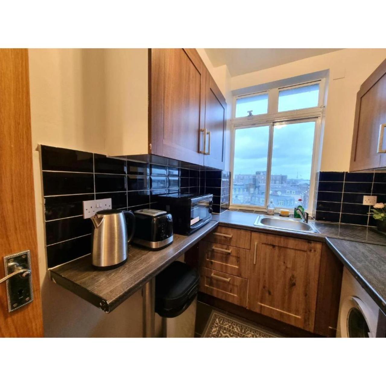 Stylish 1 Bed Flat In The Heart Of Marble Arch Londen